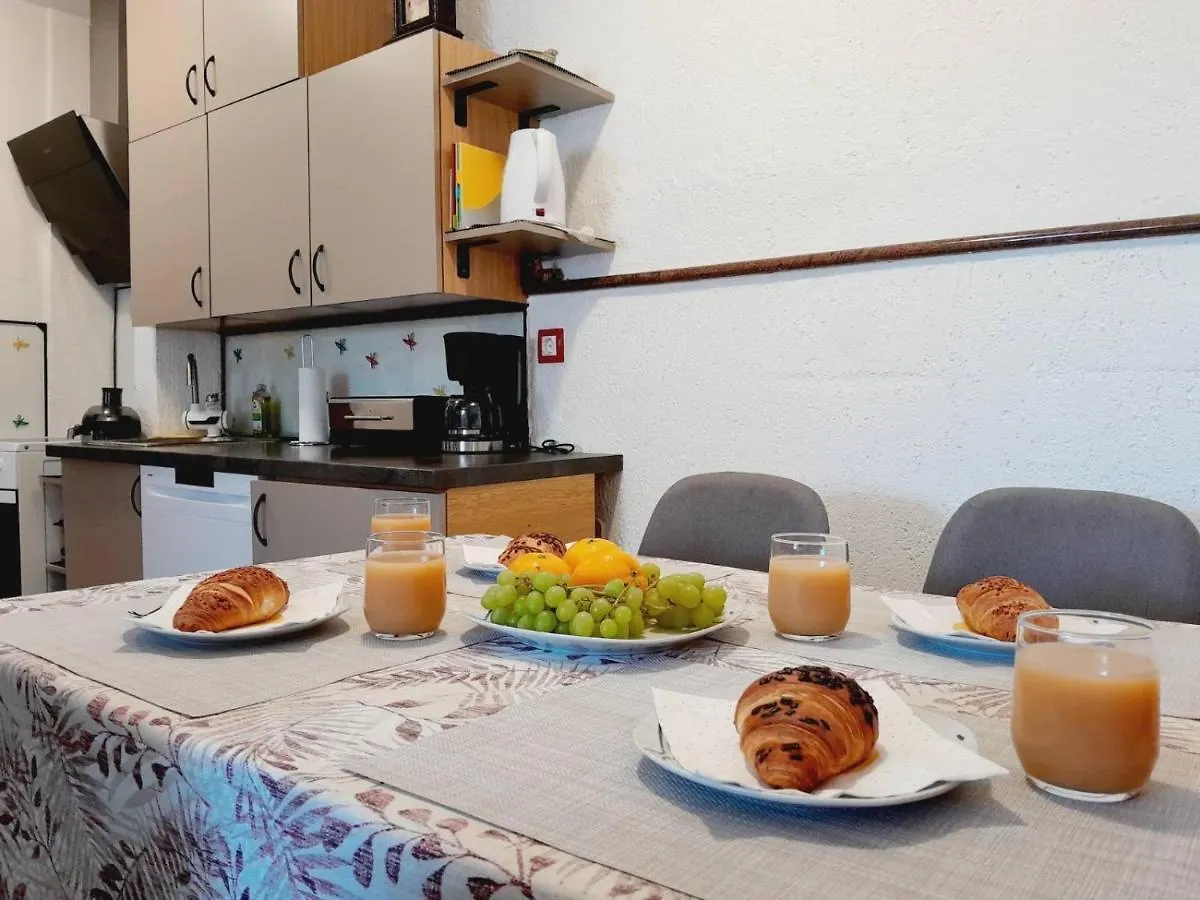 Apartment Mila With Jacuzzi Spa Pula